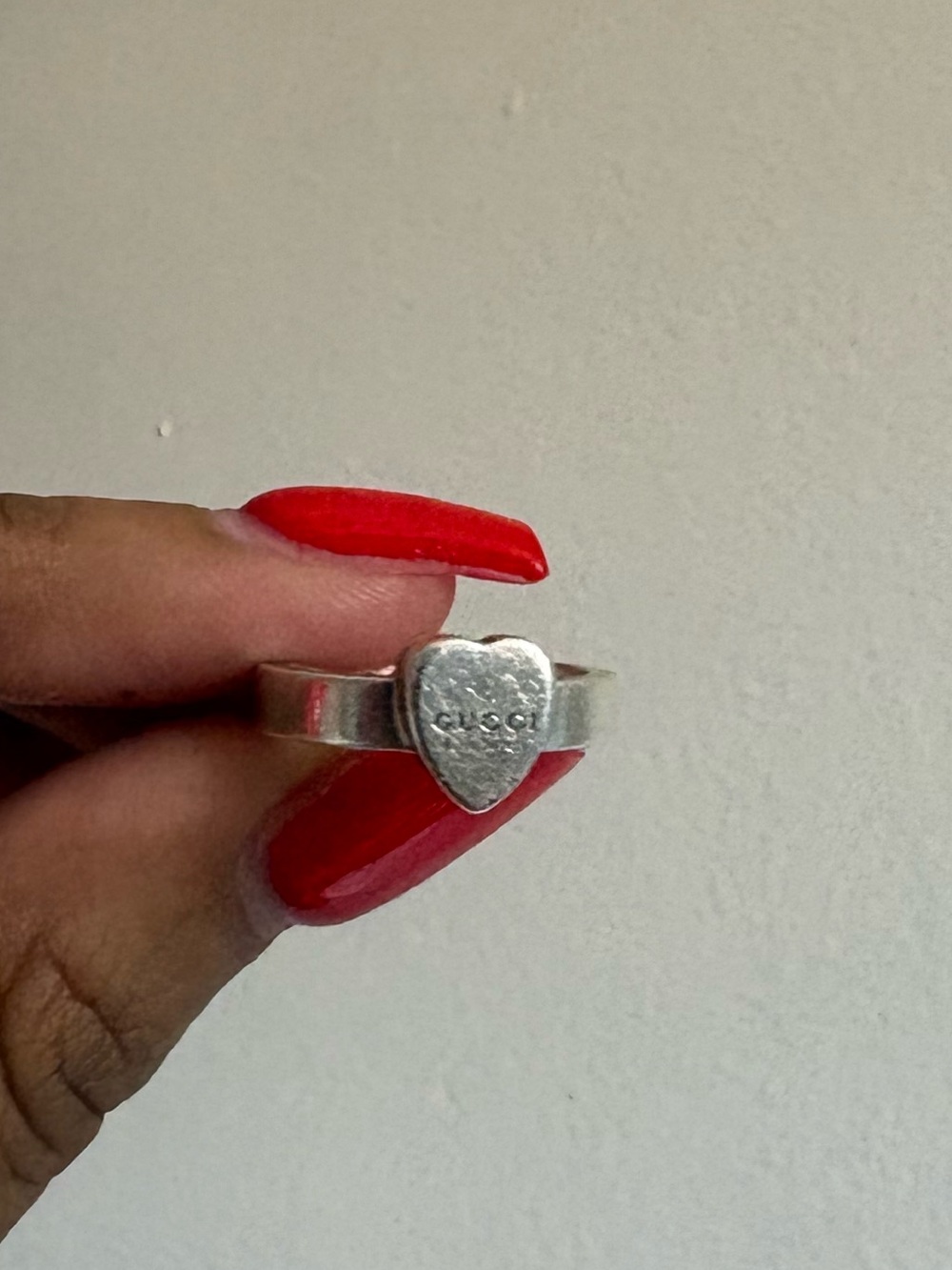 Gucci Silver Heart Signet Ring